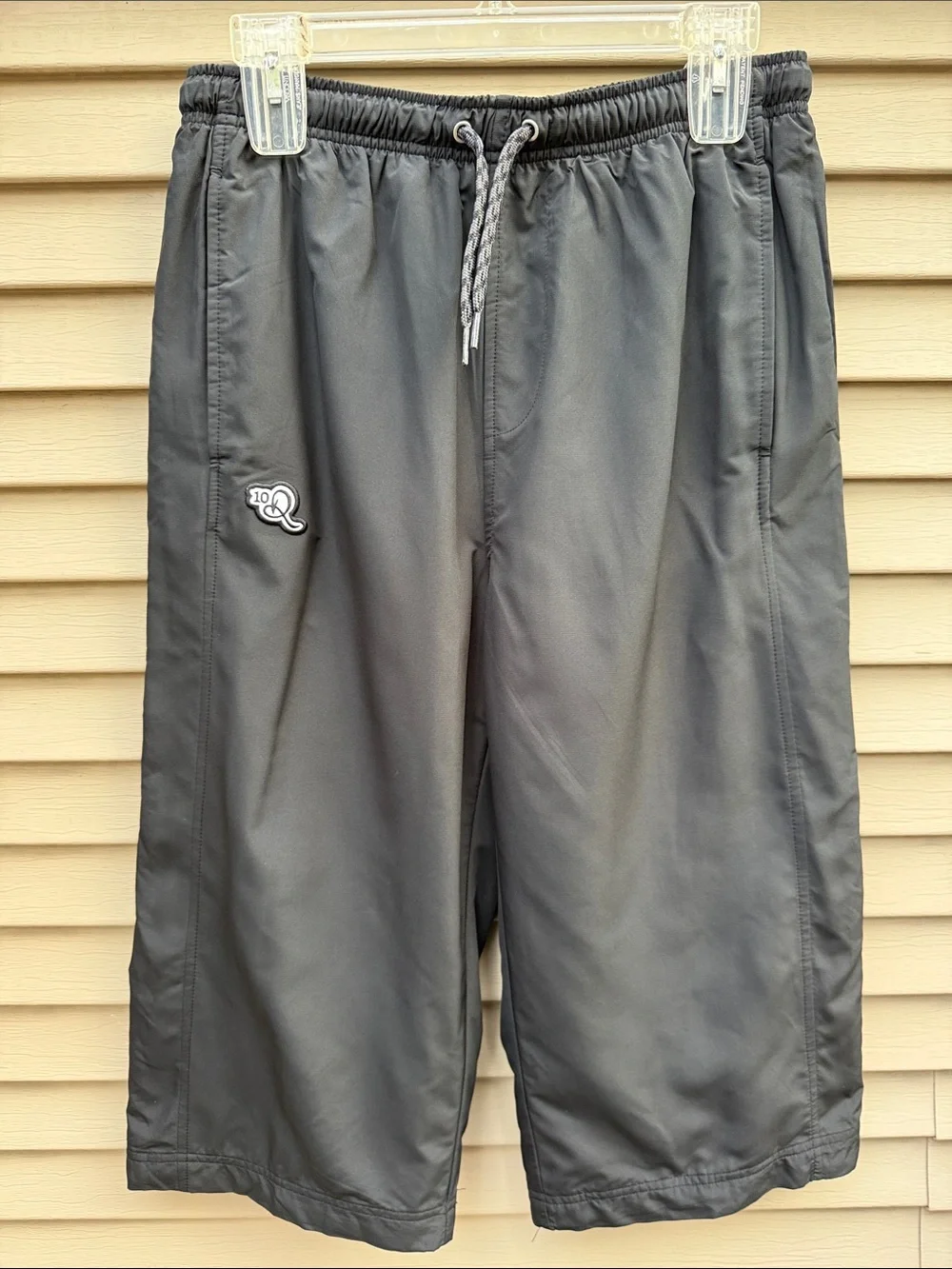 NWT Unisex Nike Dri-Fit Black Swoosh Relaxed  Crop Fitness Short Pants Lining M